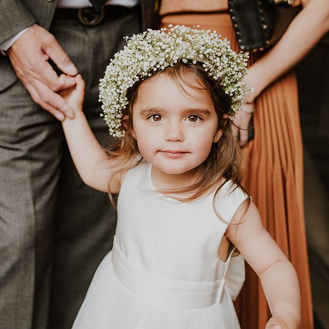 Flower girl wearing a gypsophila flower crown 