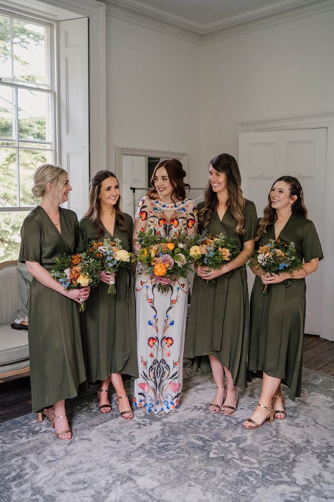 44 Midi Bridesmaid Dresses - Inspiration in Every Colour 44 Midi Bridesmaid Dresses - Inspiration in Every Colour