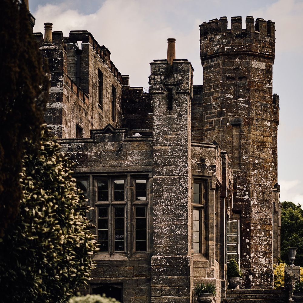 Wadhurst Castle wedding venue for classic and traditional wedding