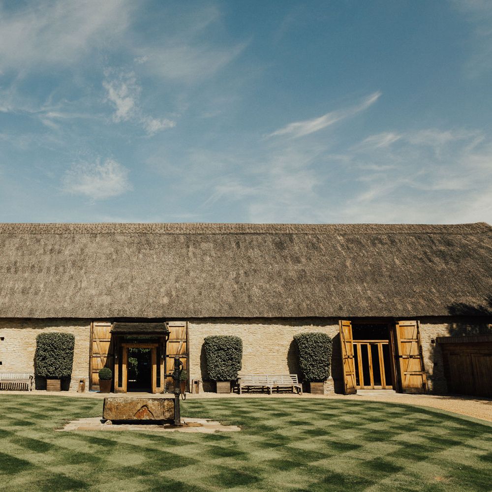 Tythe Barn Wedding Venue in Launton