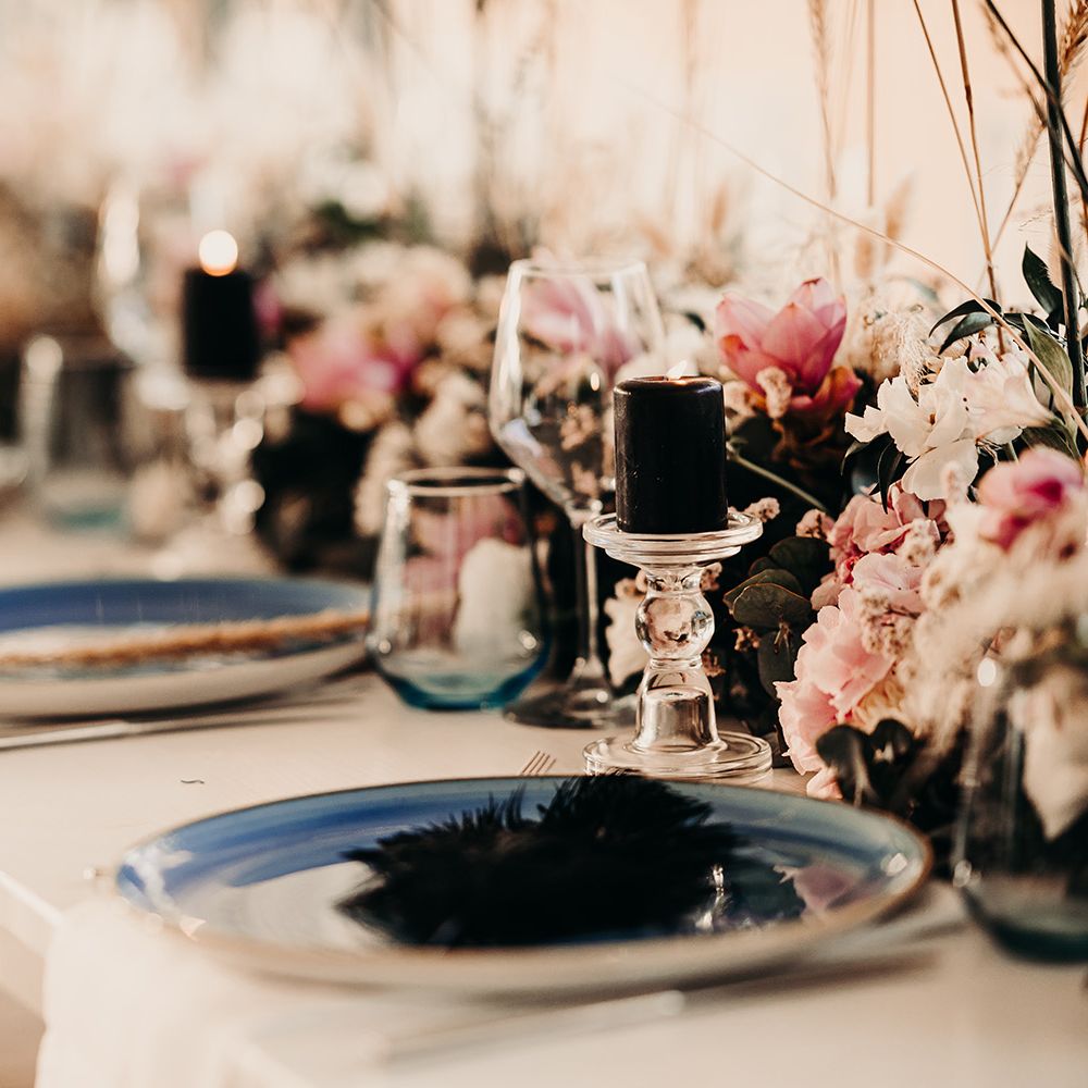 Pink flower table decor for wedding