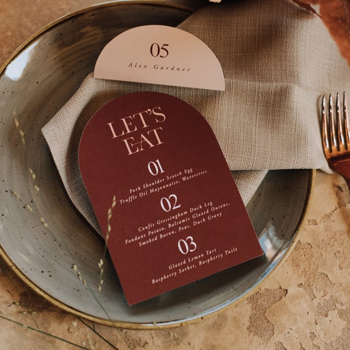 Mordern luxe wedding place settings with autumnal colours