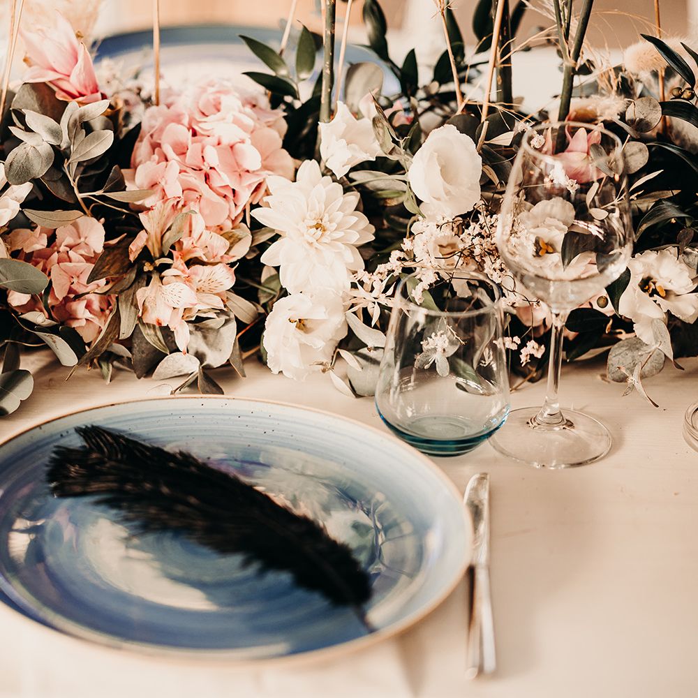 Beautiful wedding table place setting