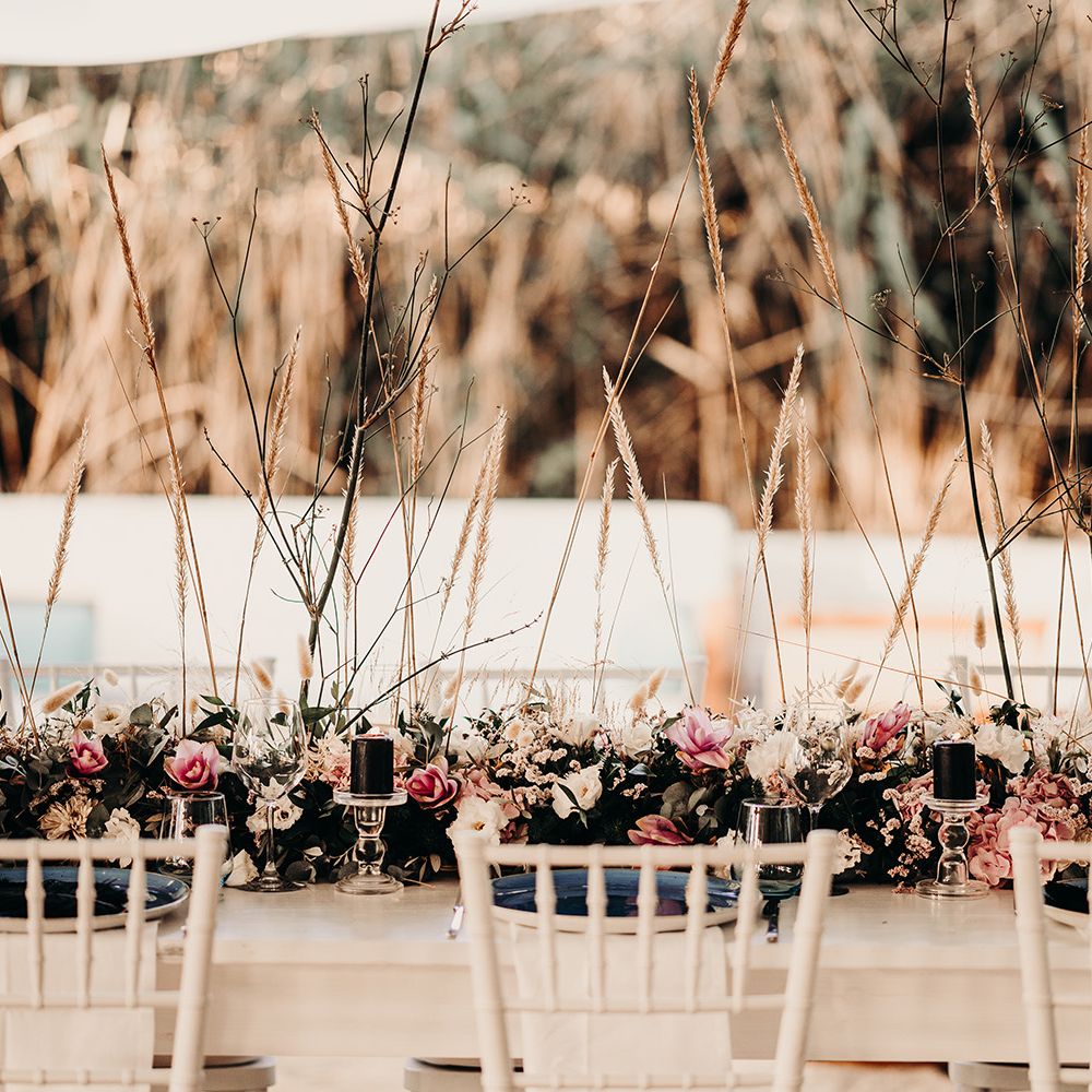 Stunning wedding table decor at Puglia wedding