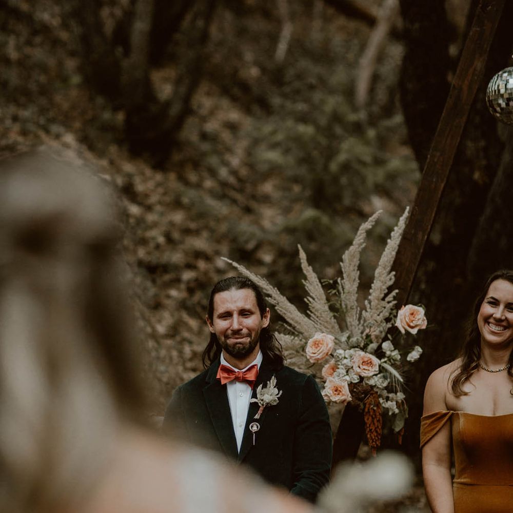 Groom becomes emotional seeing his bride for the first time