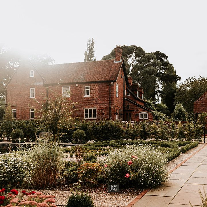 Silchester Farm wedding venue set in Hampshire 