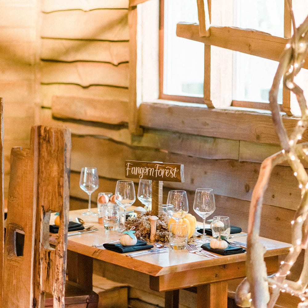 Lord Of The Rings inspired table names complete with mini pumpkin place names 