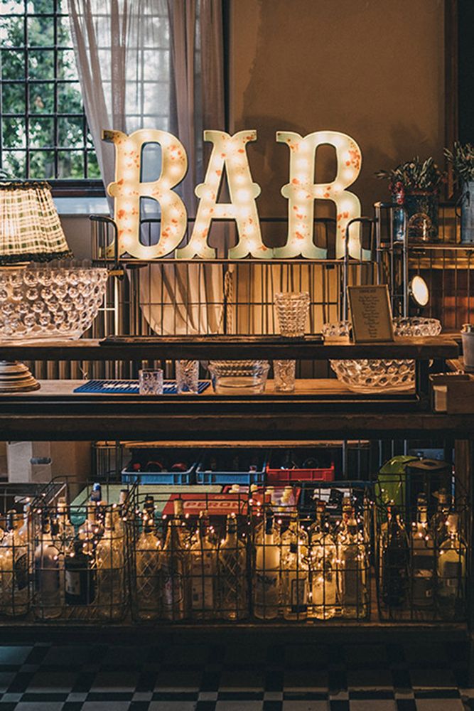 36 Unique Wedding Bar Design Ideas To Enjoy Cocktail Hour In Style