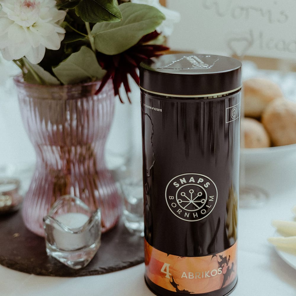 Alcohol from Denmark for the wedding 