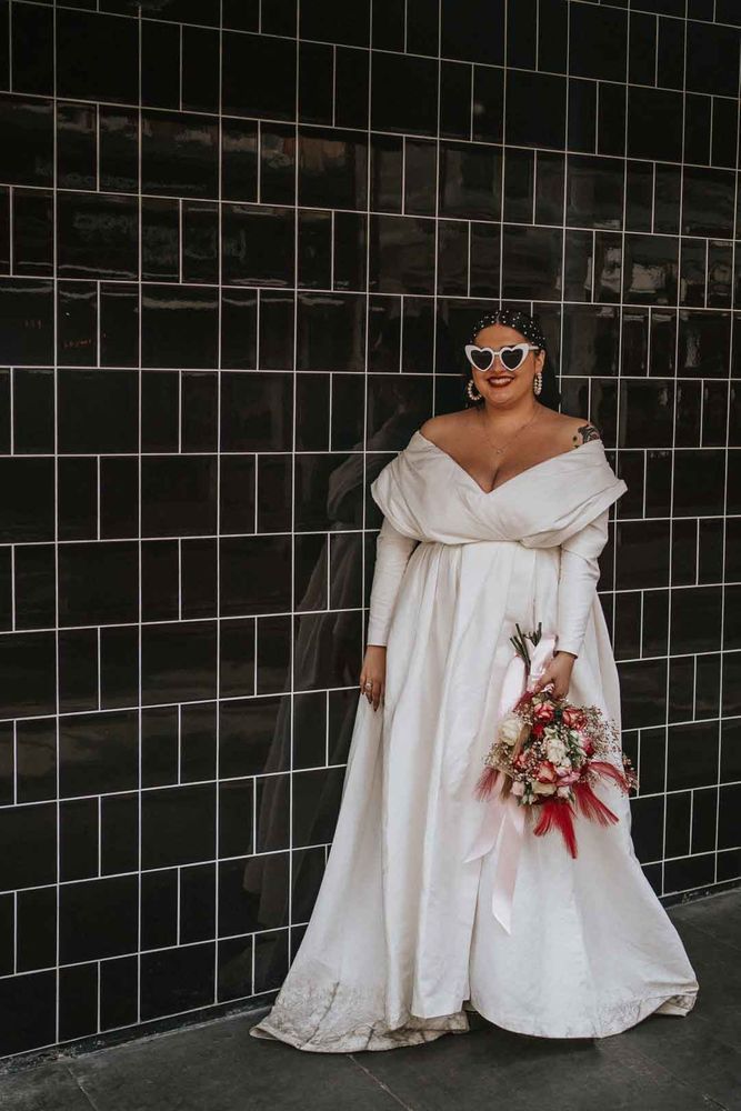 How Far In Advance Should I Get My Wedding Dress? How Far In Advance Should I Get My Wedding Dress?