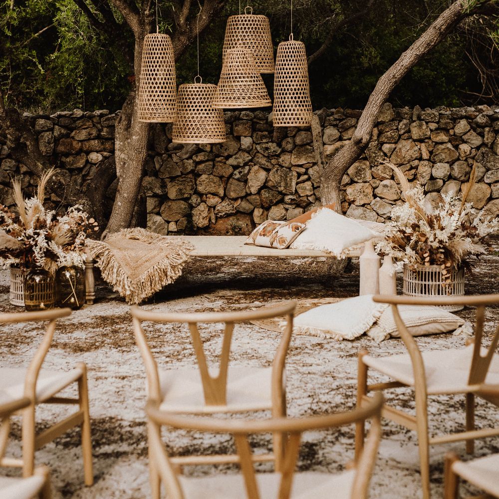 Wicker lampshades outdoors 