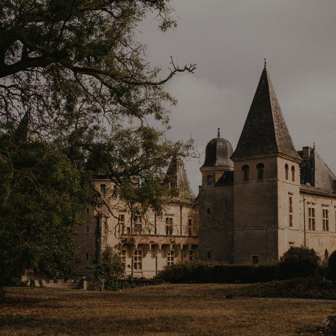 Château de Caumont wedding venue in France 