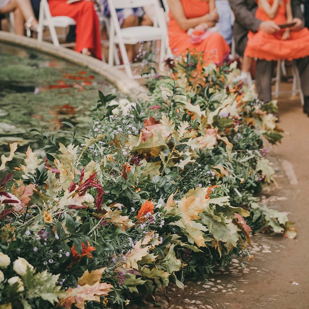 wedding ceremony flowers 