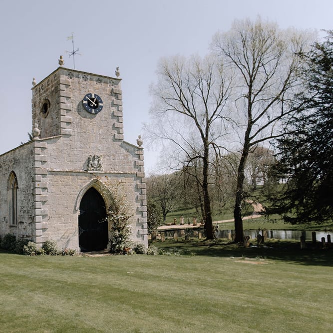 Rebecca Goddard Photography Coco  Kat Holywell Hall 402