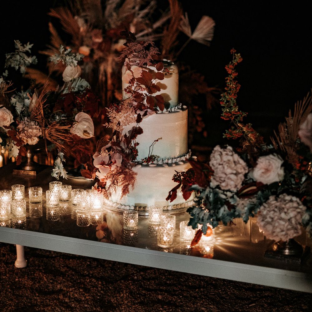 Wedding cake with dried and real flower wedding decor 