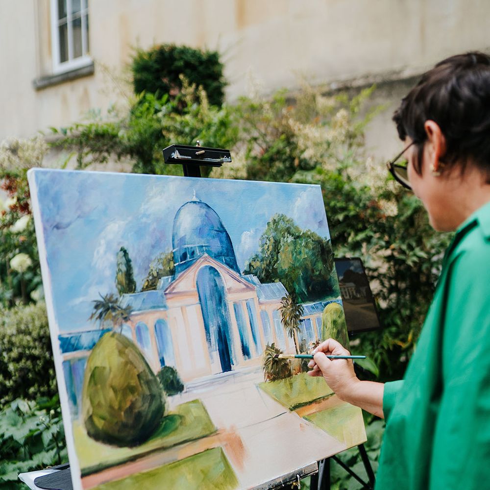 Artist creates live painting for wedding day at Syon Park