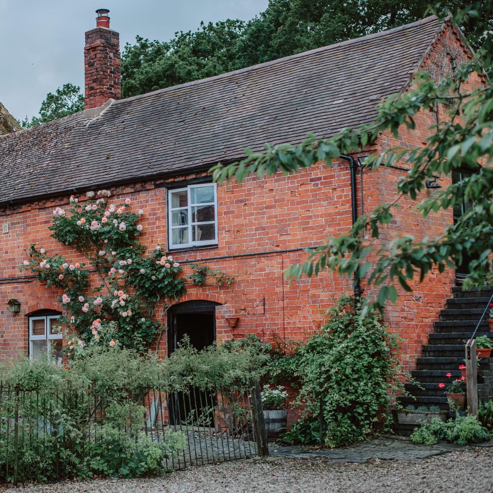 Park Farm wedding venue with rustic vibe 