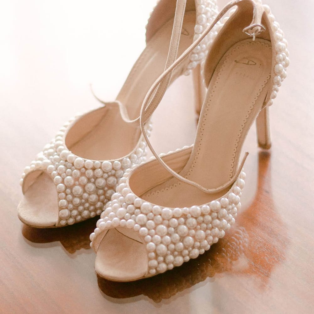 Beaded pearl wedding shoes for the bride 