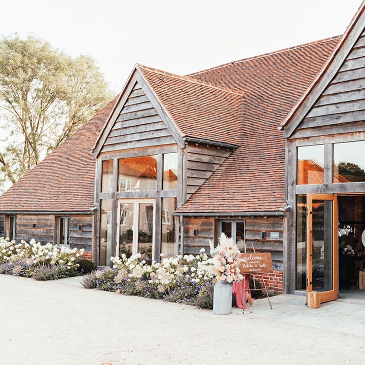 Rackleys Chiltern Hills barn wedding venue in Buckinghamshire 