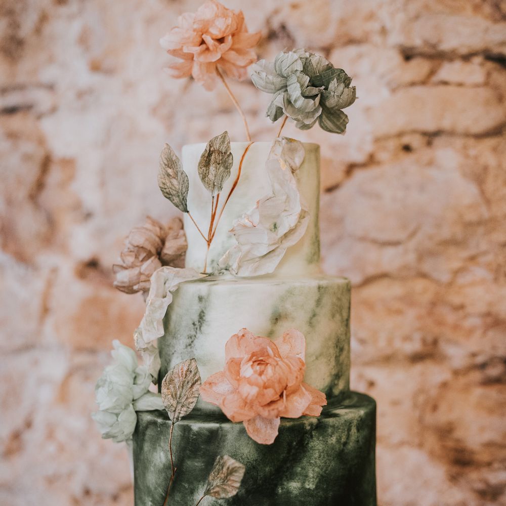 Green ombre two tier wedding cake with pink roses 