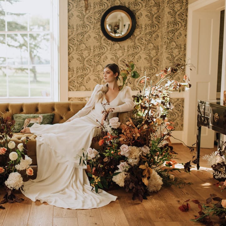 Autumnal blooms for Reymerston Hall wedding