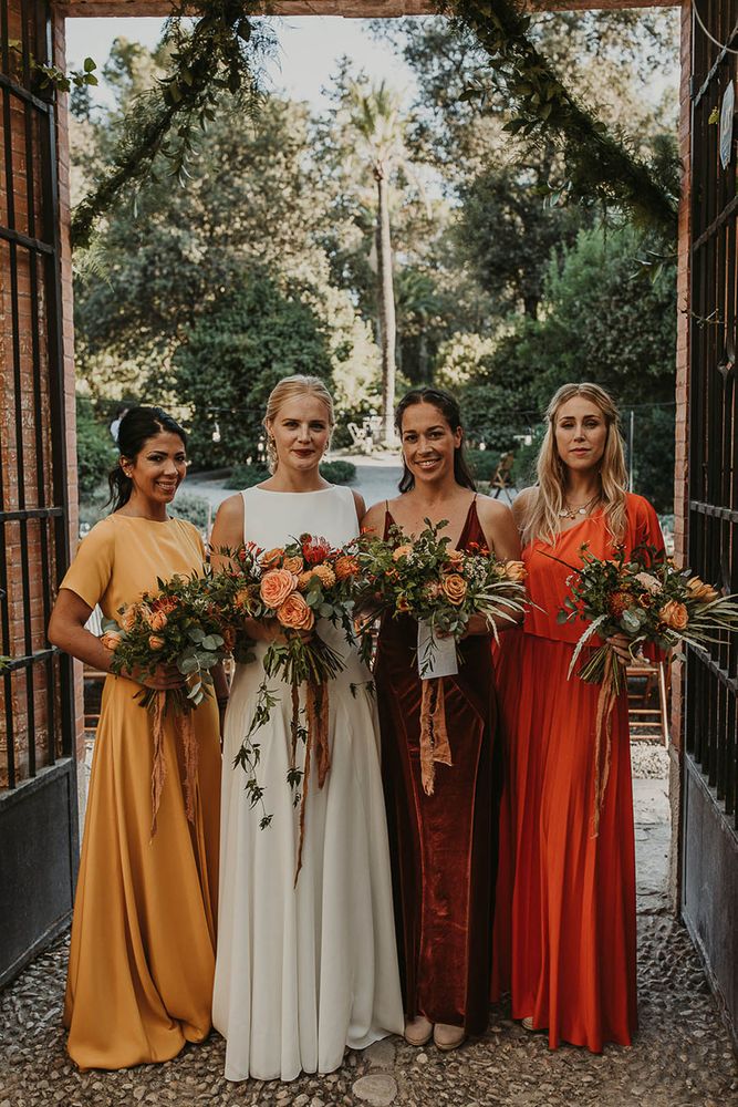 Autumn Bridesmaid Dresses To Fall For - Colours & Inspiration Autumn Bridesmaid Dresses To Fall For - Colours & Inspiration
