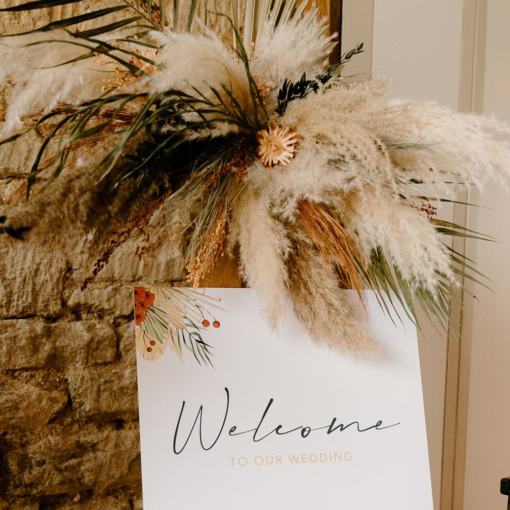 Welcome wedding sign with pampas grass wedding decoration 