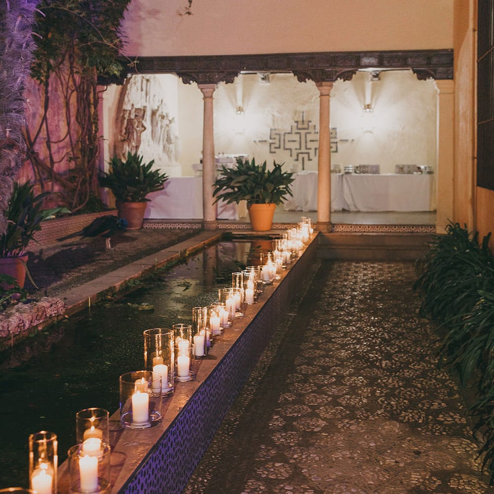pillar candles wedding decor 