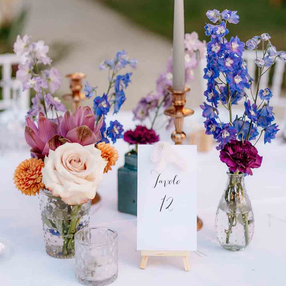 Stunning wildflower wedding table decor 