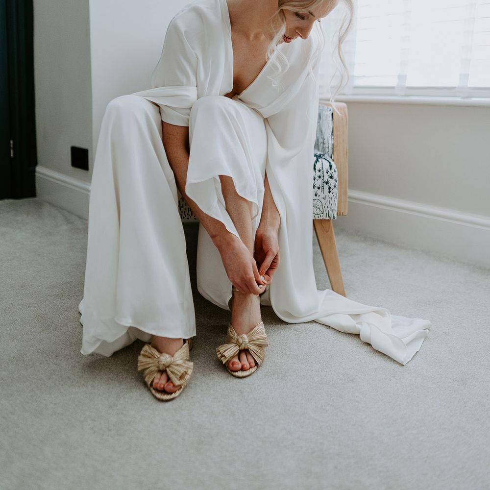 Bride gets ready on the morning of her wedding day