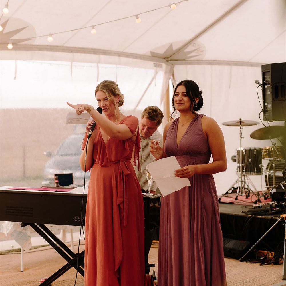 Bridesmaid speech at rustic wedding