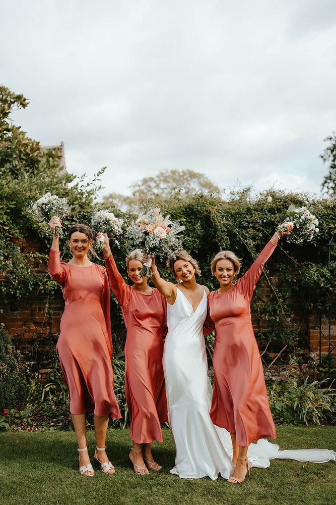 Autumn Bridesmaid Dresses To Fall For - Colours & Inspiration Autumn Bridesmaid Dresses To Fall For - Colours & Inspiration
