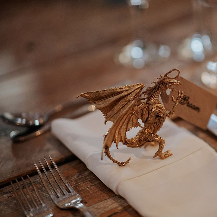Gold dragon wedding favour for the groom 