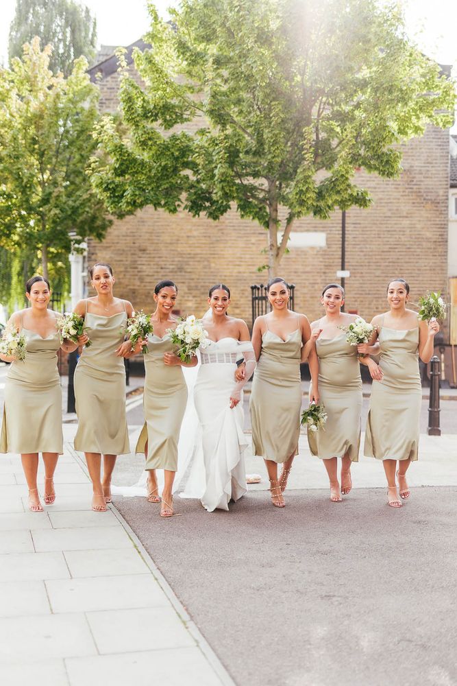 44 Midi Bridesmaid Dresses - Inspiration in Every Colour 44 Midi Bridesmaid Dresses - Inspiration in Every Colour