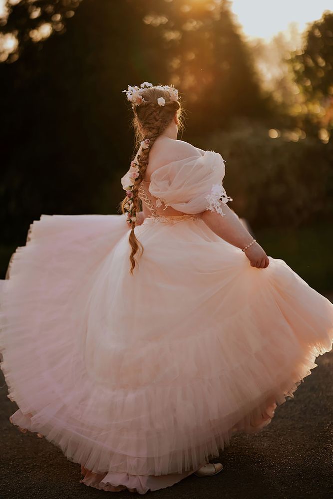 Best Princess & Ball Gown Wedding Dresses for a Fairytale Look Best Princess & Ball Gown Wedding Dresses for a Fairytale Look