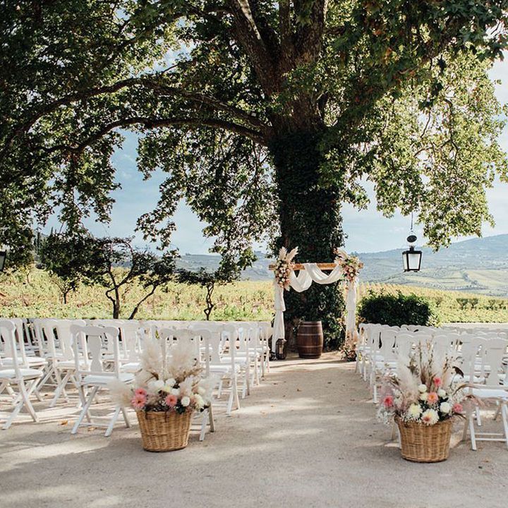 portugal vineyard wedding venue area with view of vineyard