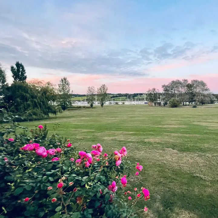 pinkmead estate vineyard wedding venue main lawn