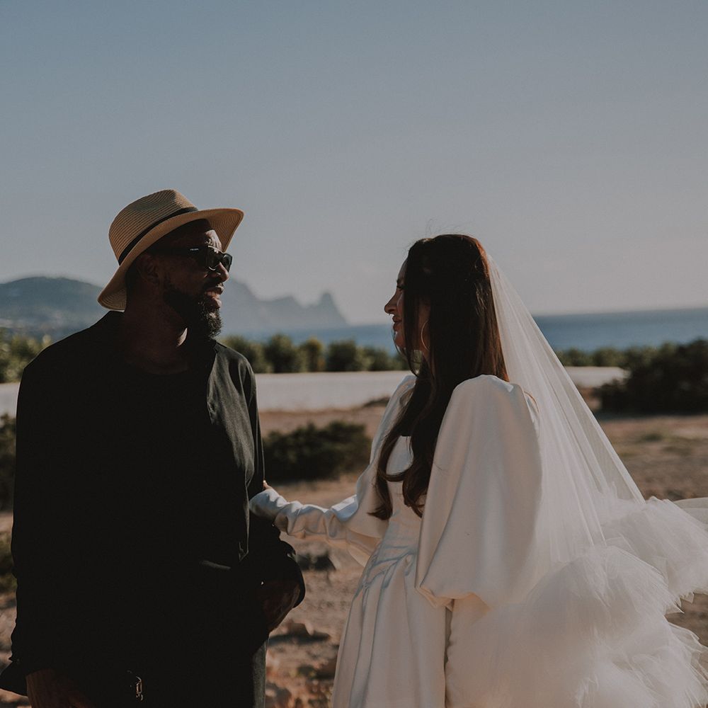 cute-couple-wedding-photo