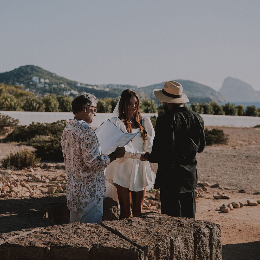 vow-renewal-destination-wedding