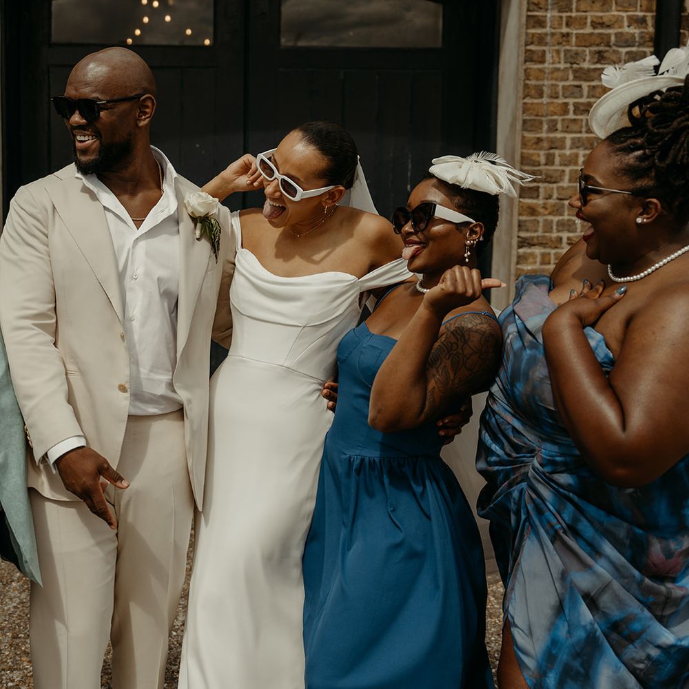 bride-and-groom-talking-with-wedding-guests