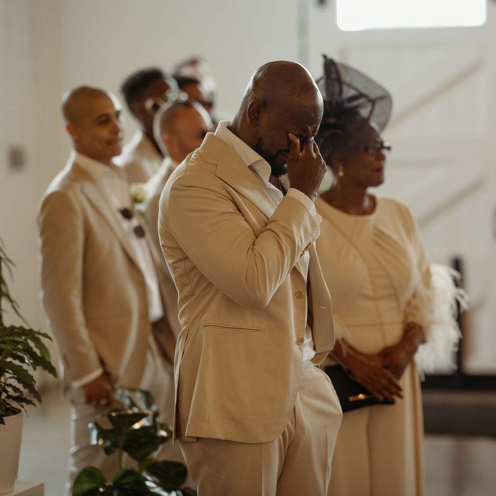 groom-cries-as-he-sees-the-bride-for-the-first-time