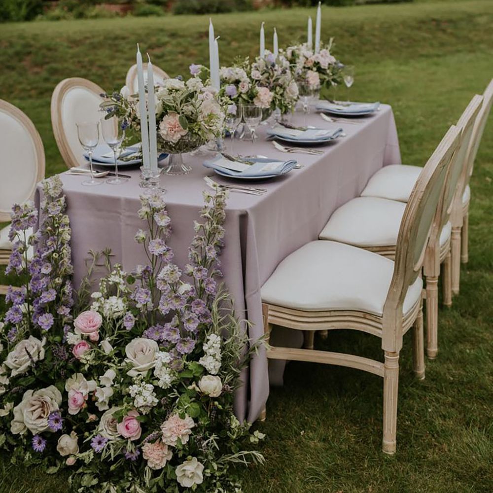 lilac wedding theme and table decor for outdoor wedding 
