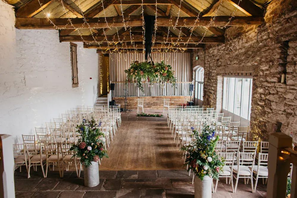 30 Surprisingly Affordable Wedding Venues In The UK 30-surprisingly-affordable-wedding-venues-in-the-uk