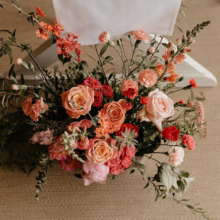 coral-wedding-flower-arrangements