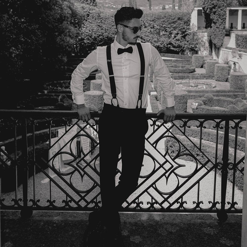 groom-with-black-bow-tie