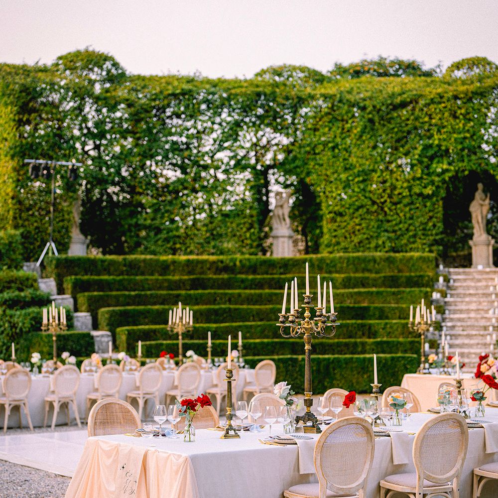 tall-candleabra-table-centrepieces