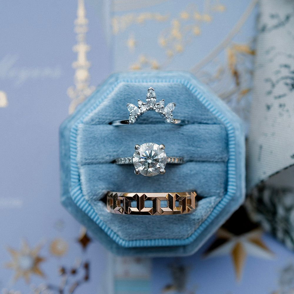 wedding-ring-box-with-wedding-rings-and-engagement-ring
