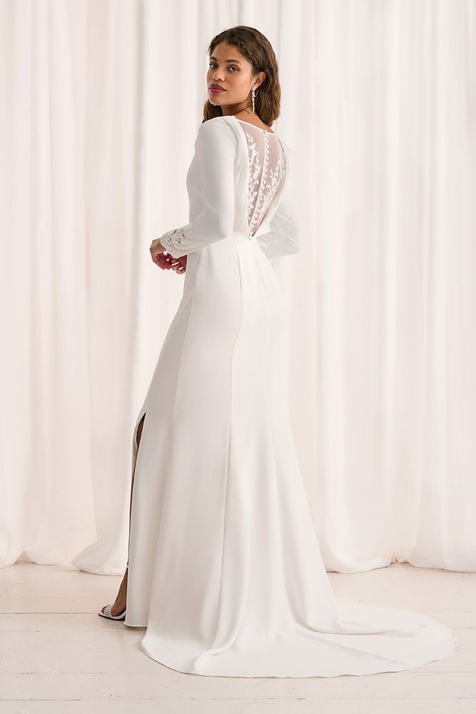 Bridal Collection Monsoon Winter Wedding Outfits Beautiful Budget Wedding With Intricately Beaded Monsoon Wedding Bridal Collection Monsoon Winter Wedding Outfits Beautiful Budget Wedding With Intricately Beaded Monsoon Wedding
