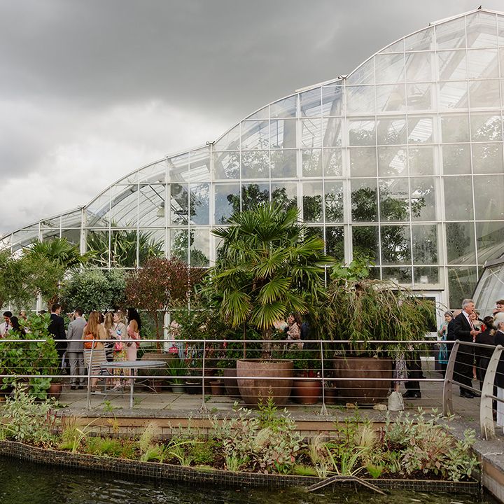glass-house-wedding-venue-at-wisley-gardens