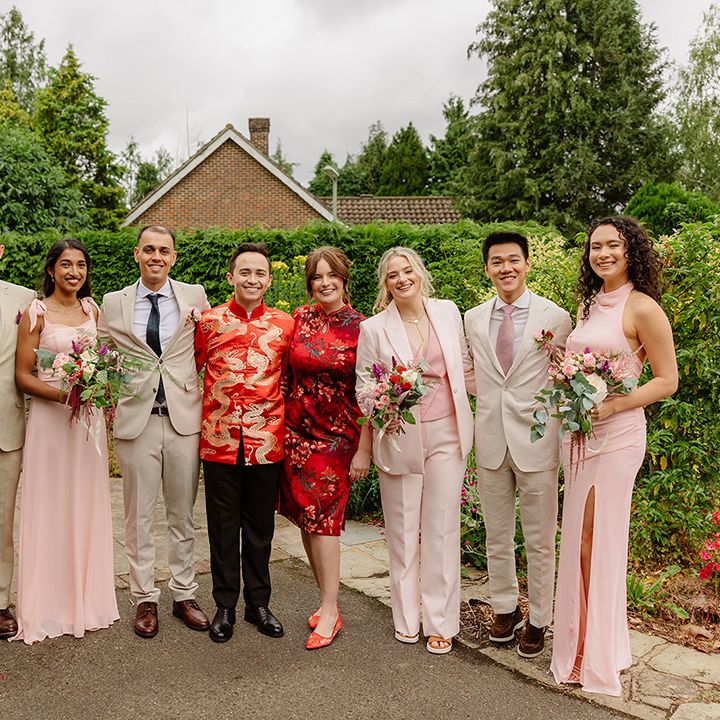 wedding-party-at-chinese-tea-ceremony